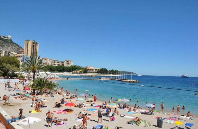 Monte Carlo beach, Monaco