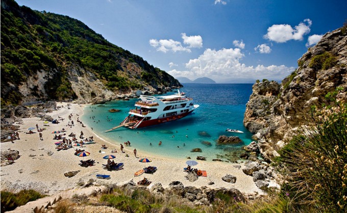 Agiofili beach, Lefkada