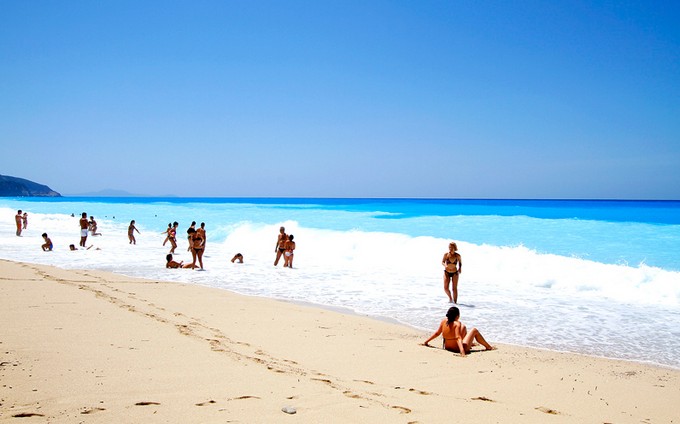 Kathisma beach, Lefkada