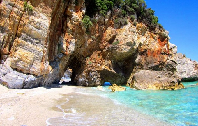 Mylopotamos beach, Pelio