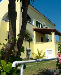 Govino Bay Apartments in Gouvia